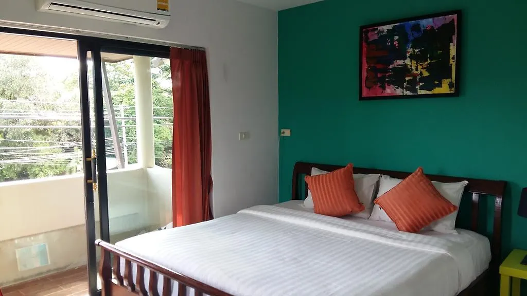 M Hostel Lanta 코란타