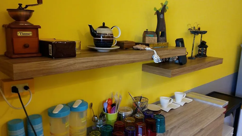 M Hostel Lanta 코란타