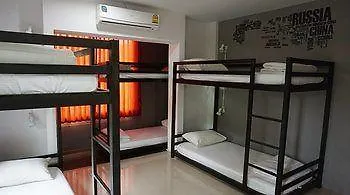 M Hostel Lanta 코란타