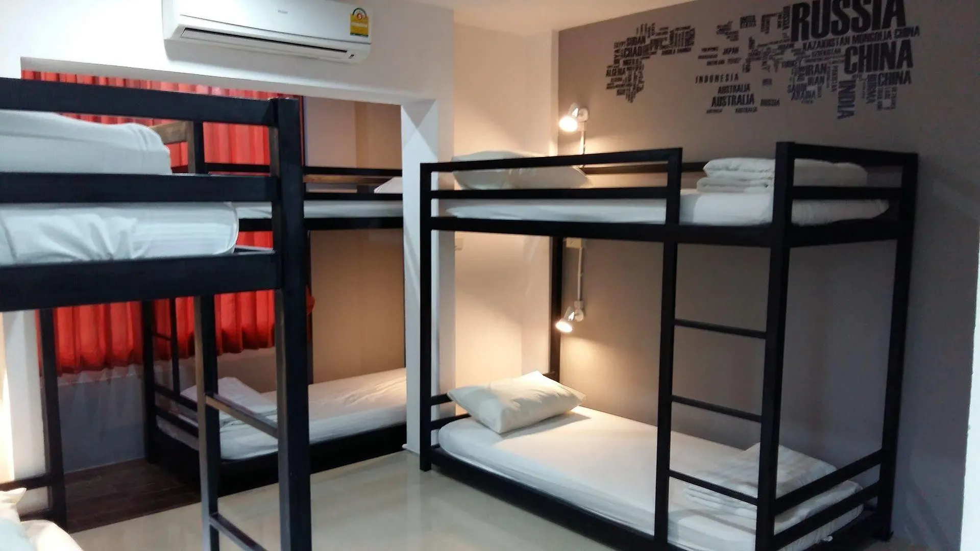 M Hostel Lanta 코란타