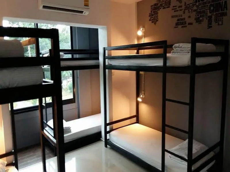 M Hostel Lanta 코란타